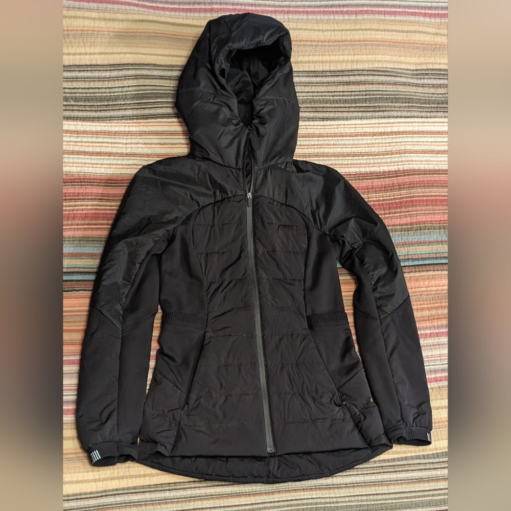Lululemon down jacket, xs, black